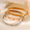 Hot-selling titanium steel bracelet, girls' high-end sense of fashion, popular light luxury in Europe and the United States, Gypsy star love diamond 