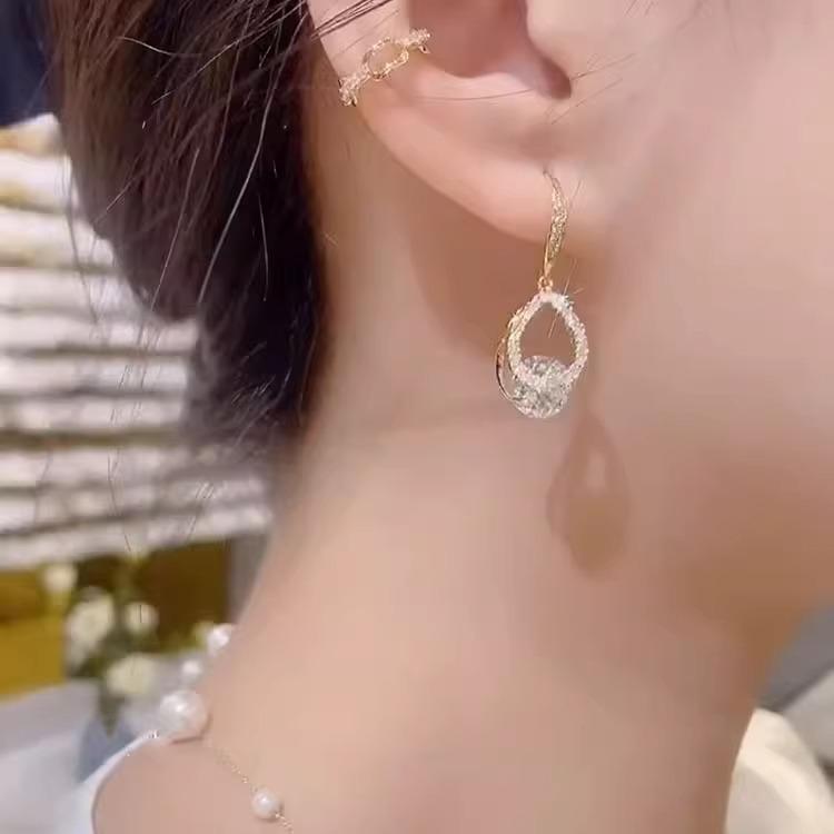 Koreańskie Kolczyki Wiszące w Kształcie Kropli Wody dla Kobiet