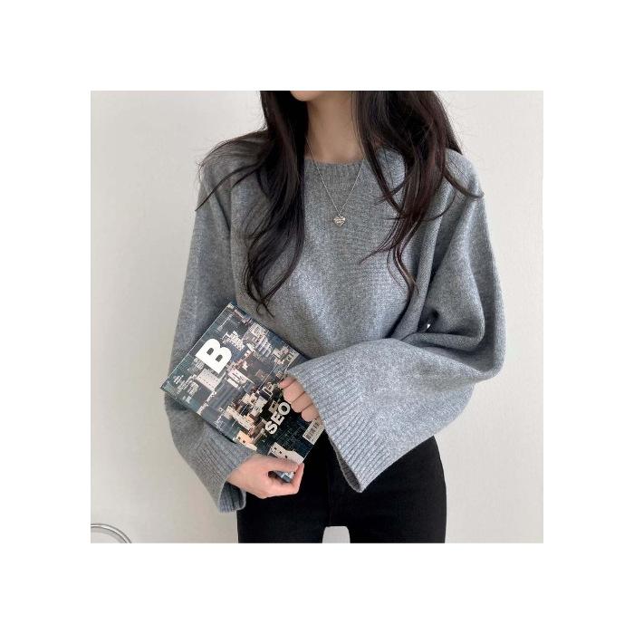 Chic Autumn and Winter Lazy Sweater Solid Color Loose Small Short Long-sleeved Round Neck Pullover Knitted Sweater Women