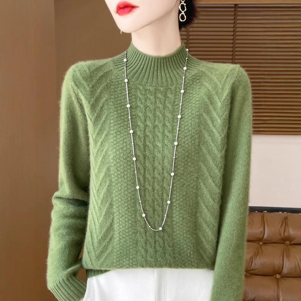 2025 Women's Wool Jacquard Pullover: Cozy Half-High Neck Sweater with Long Sleeves and Age-Reducing Design.