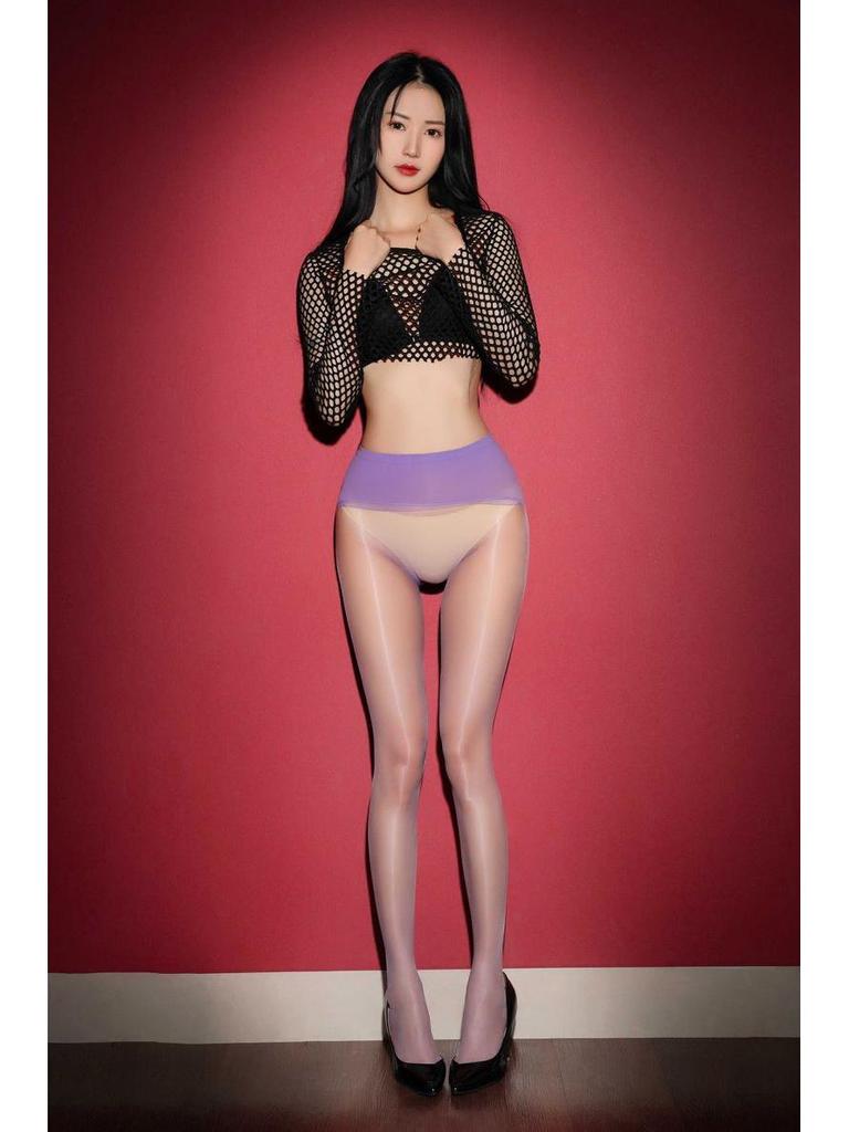 Elegante 0D Glänzend Schwarze Seidenstrumpfhose in Fußform, Nahtlos