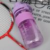 600/1000/1500 ml/2000 Uteromskopp med stor kapasitet med sugerør Student Vannkopp i plast Bærbar utendørs sportskopp Dråpevannflaske
