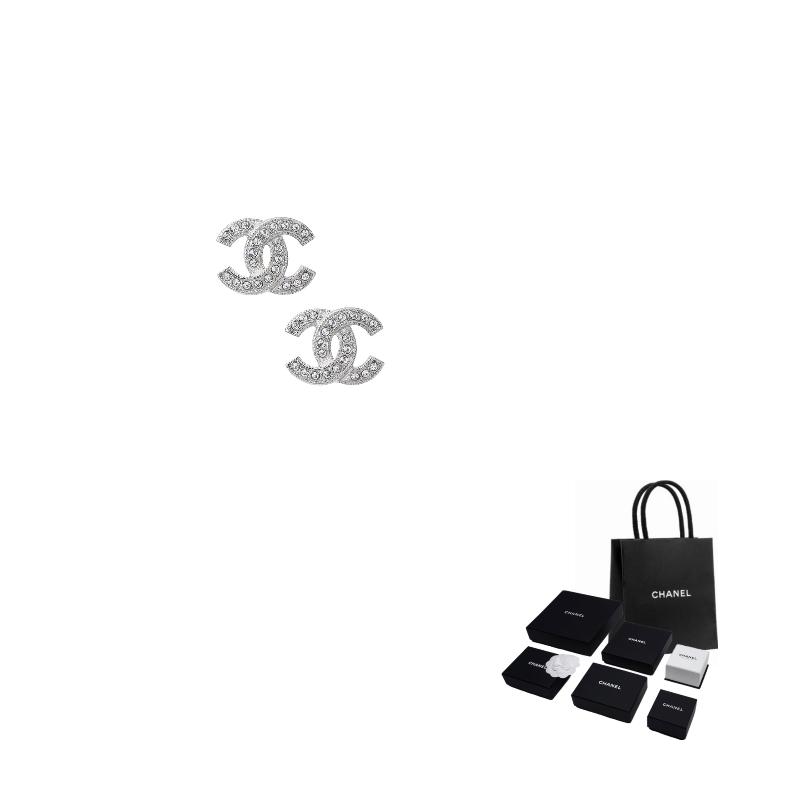 

CHANEL Classic Double C Diamond Metal Stud Earrings Women s Silver срібний