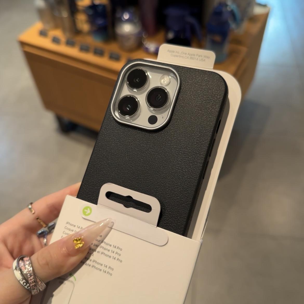 

Advanced Solid Color Leather Pattern Electroplating Frame Mobile Phone Case Suitable for Iphone16promax Simple Apple 15 Protective Case 14 Apple 15PROMAX