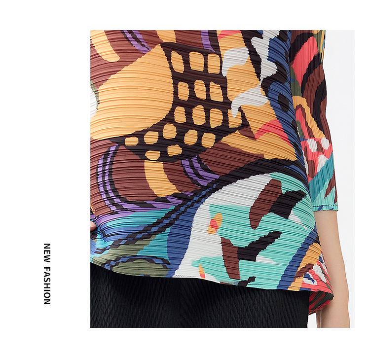 T-shirt plissé à col rond pour femmes Printemps 2025 avec jupe trapèze graffiti - Style décontracté ample