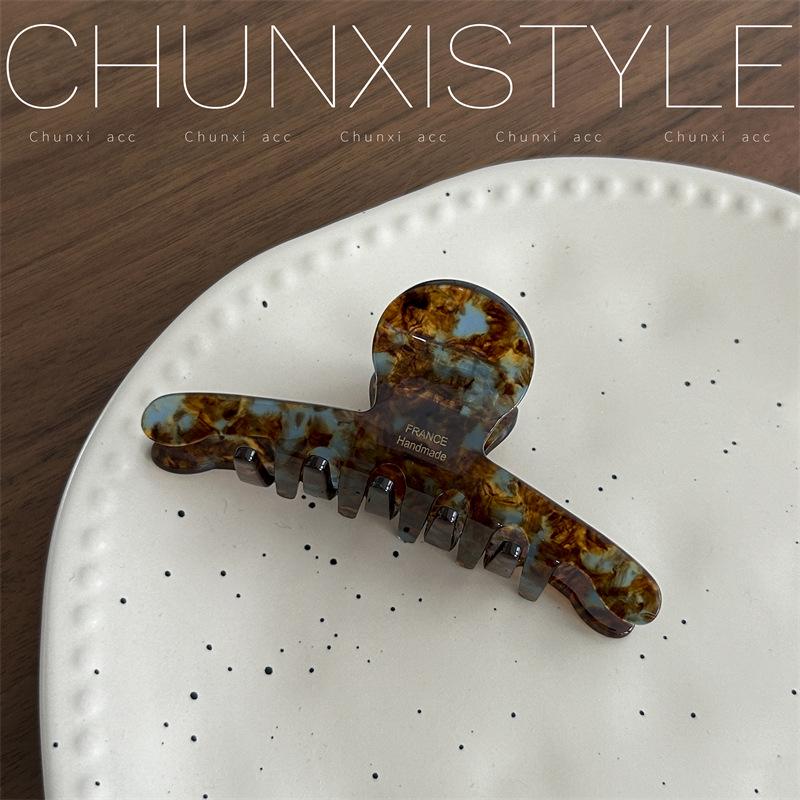 Elegant Acid Hairpin: High-Grade Korean Shark Clip for Women