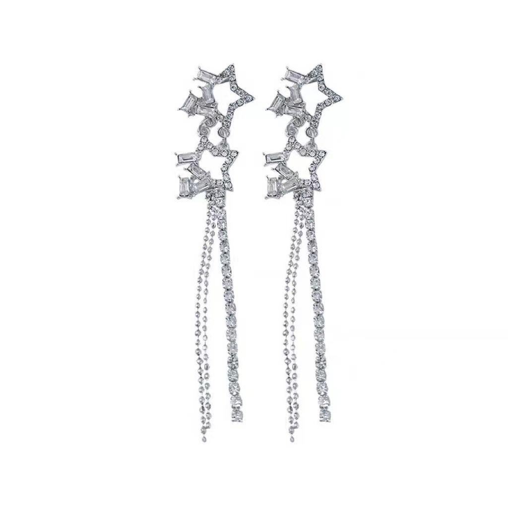 Boucles d'oreilles étoiles scintillantes à franges en argent 925, nouveau design de niche tendance haut de gamme, pour visage rond et boucles d'oreilles fines, boucles d'oreilles.