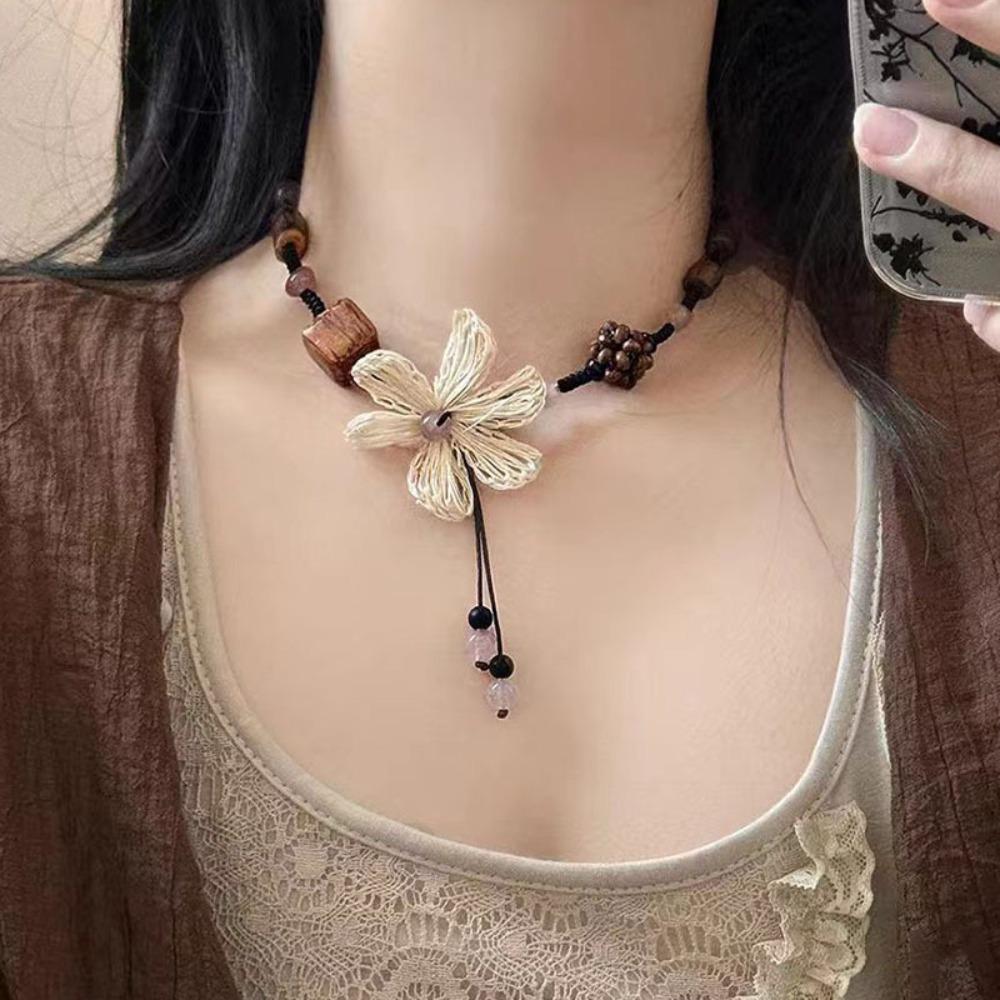 Ethnic Star Pendant Necklace Chic Wooden Flower Necklace Personality Couple