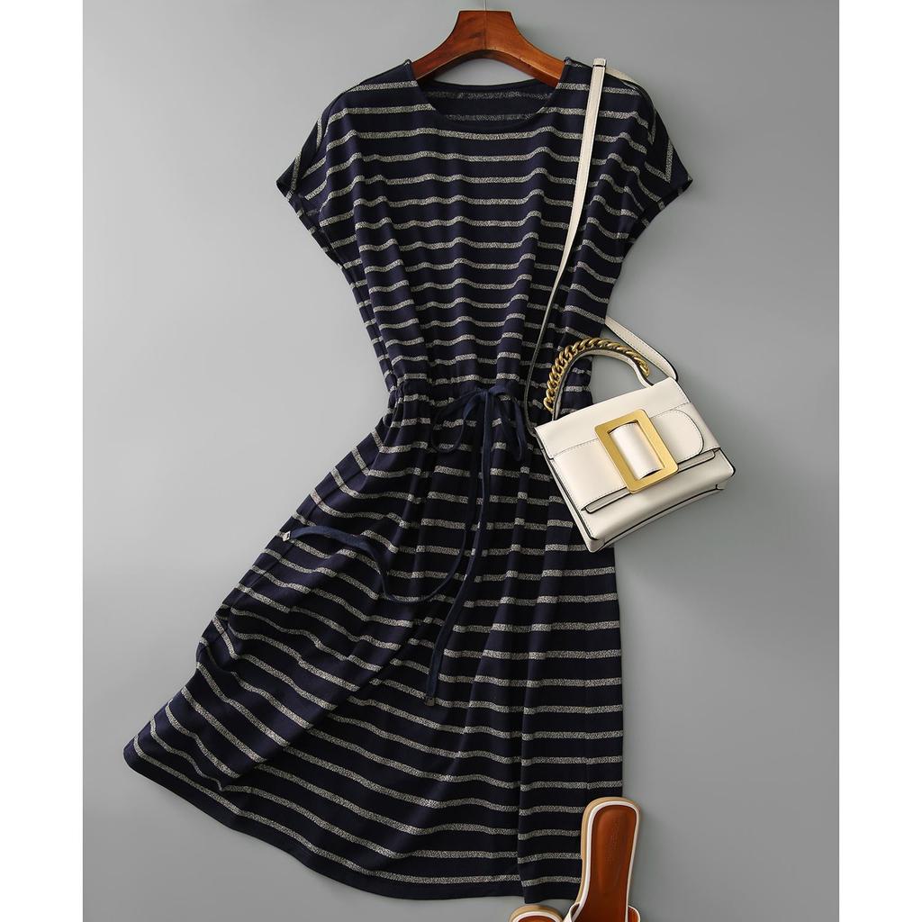 Spring and summer new vitality in the sun, bright silk striped Tibetan meat with rotator sleeves dress
