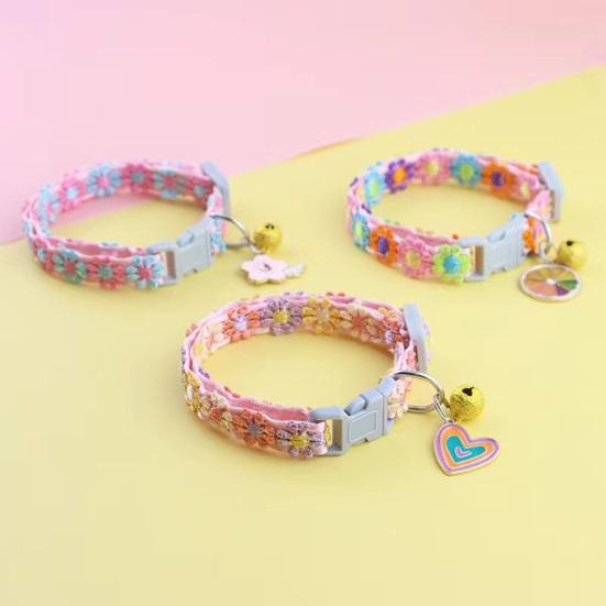 Yousheng Adjustable Flower Pattern Cat Collar with Pendant Bell Soft Lightweight Fashionable Kitten Pet Collar for Daily Wear Photos