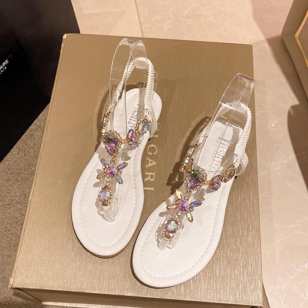 Sandales tendance pour femmes pour 2024 Sandales diamantées Sandales de plage pour femmes Chaussures pour dames Chaussures romaines légères et respirantes