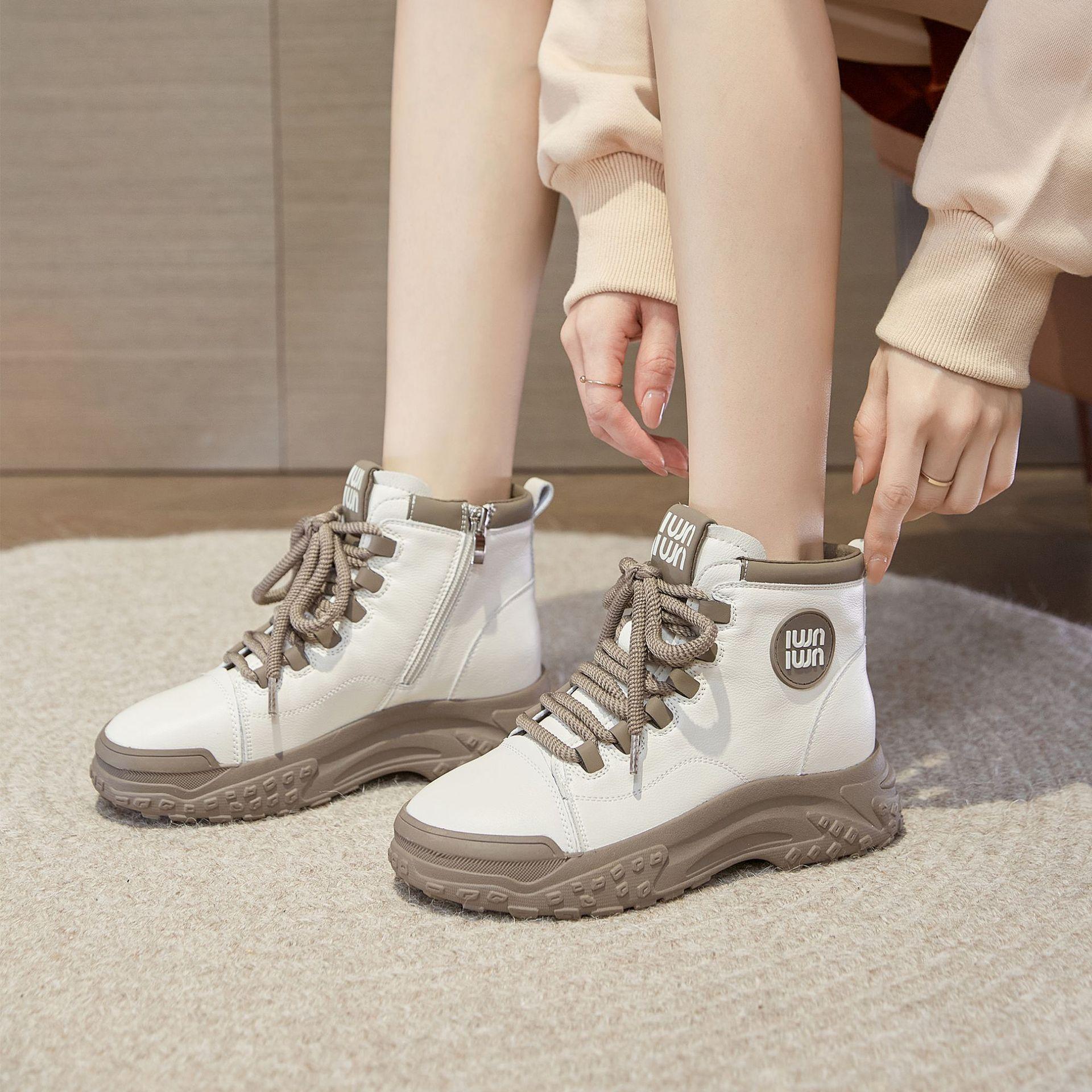 

Кожаные женские новые зимние универсальные короткие ботинки с бархатной подкладкой на толстой подошве в британском стиле, женские весенне-осенние тонкие сапоги