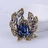 Spilla di alta gamma con diamanti incastonati, Sensazione di alta gamma da donna, Fiore da petto, Accessori di abbigliamento multifunzionali