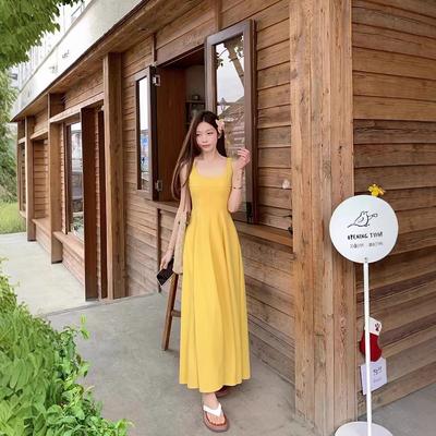 French-style U-neck Yellow Spaghetti Strap Dress for Women, Summer Dress, Waist-cinching Wide-slit Skirt, Vacation-style Long Dress