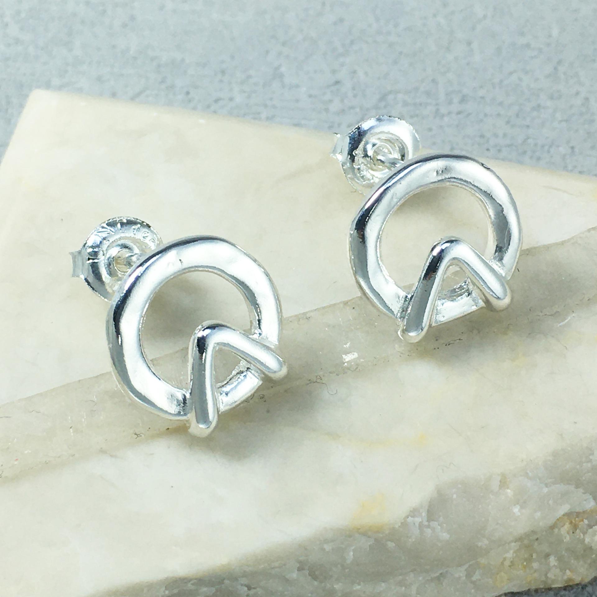 Spain UNode50 Round Stud Earrings - European  American Trendy Jewelry Gift for Girlfriend Geometric