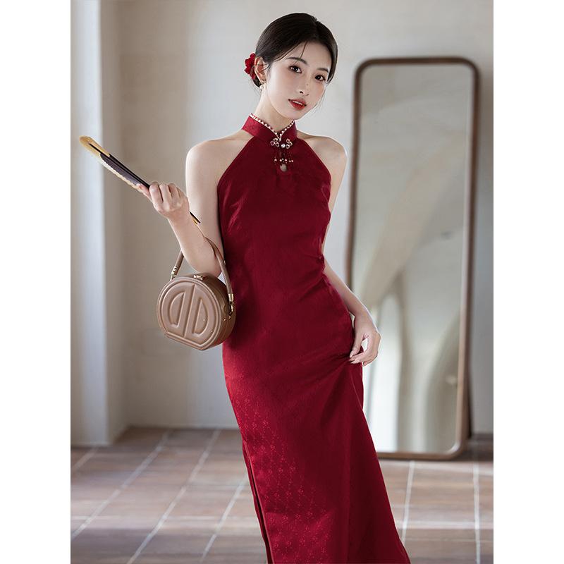 Red morning robe women's new Chinese cheongsam toast dress bride improved young sleeveless neck wedding engagement dress