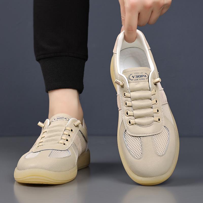 Fashion Lightweight Mens Shoes Lace Up Skateboard Footwear Male All-match Simple Sneakers Leisure Leather Casual Shoes Vulcanize Shoes