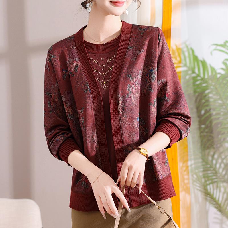 

Elegant Jacquard Spring T-shirt Set for 50-Year-Old Women - Enhances Skin Tone, Perfect as Outerwear or Base Layer 115 (Recommended for 115-130 lbs)
