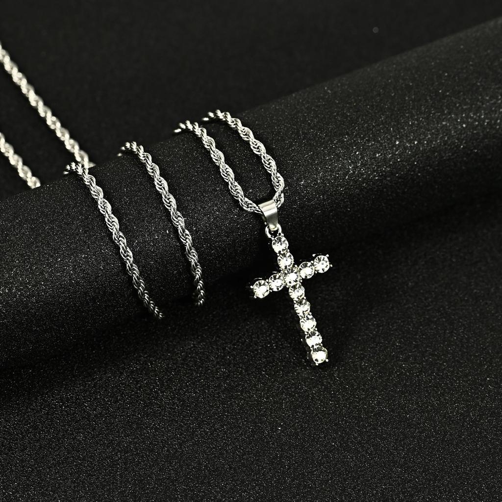 Personality Punk Multiple Crosses Pendant Necklace for Men Women Stainless Steel Fashion Hip-hop Street Party Daily Wear Jewelry