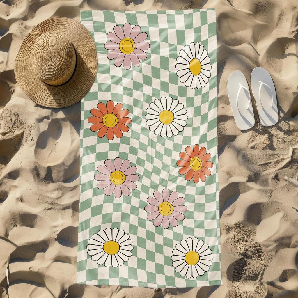 Green Checkered Daisy Floral Beach Towel, Checkered Daisy Pool Towels, Groovy Flower Preppy Large Beach Bath Travel Towels for