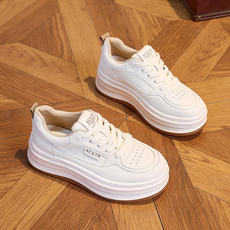 

Leather little white shoes women s 2025 spring new flat-bottomed Korean version of versatile casual shoes popular thick-soled heightening women s shoe 40 бежевый