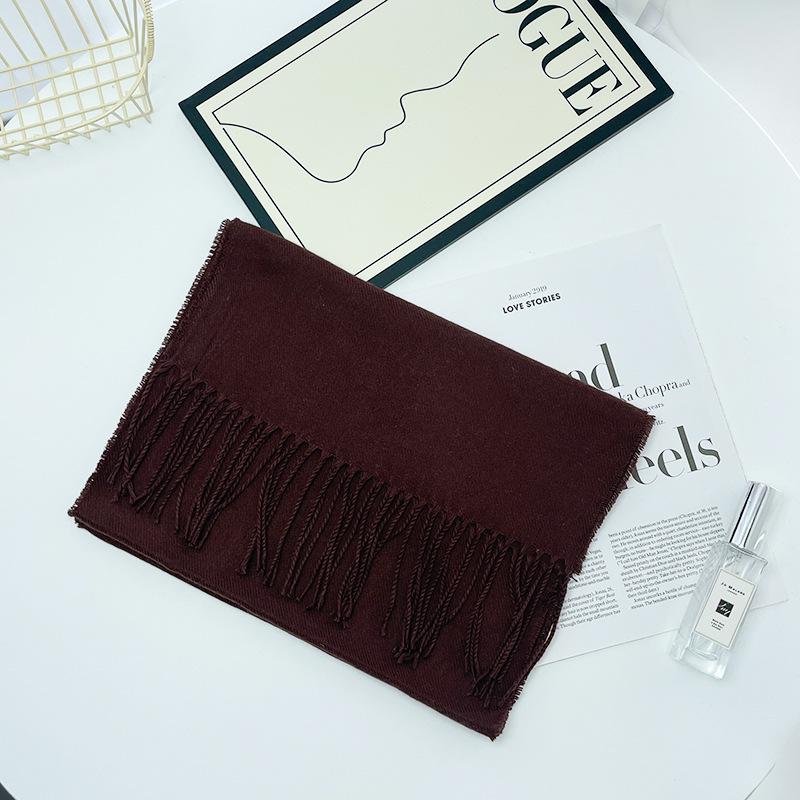 צעיף משבצות לסתיו וחורף: קשמיר חיקוי איכותי, רב-תכליתי וחם לגברים ונשים.