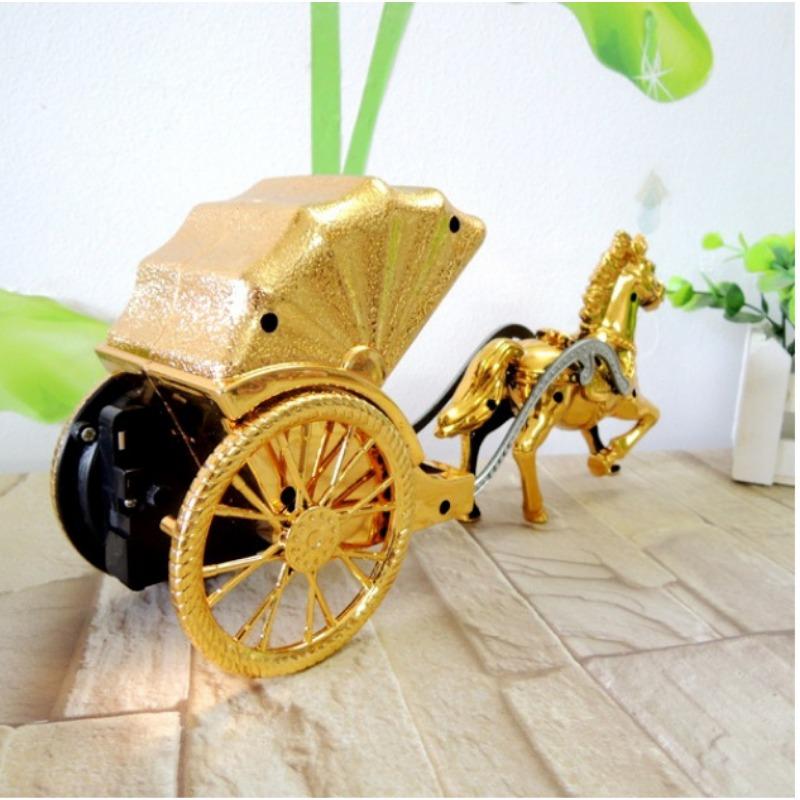 Retro Two-color Carriage Alarm Clock, Elegant Luxury Creative Gift Clock, Boutique