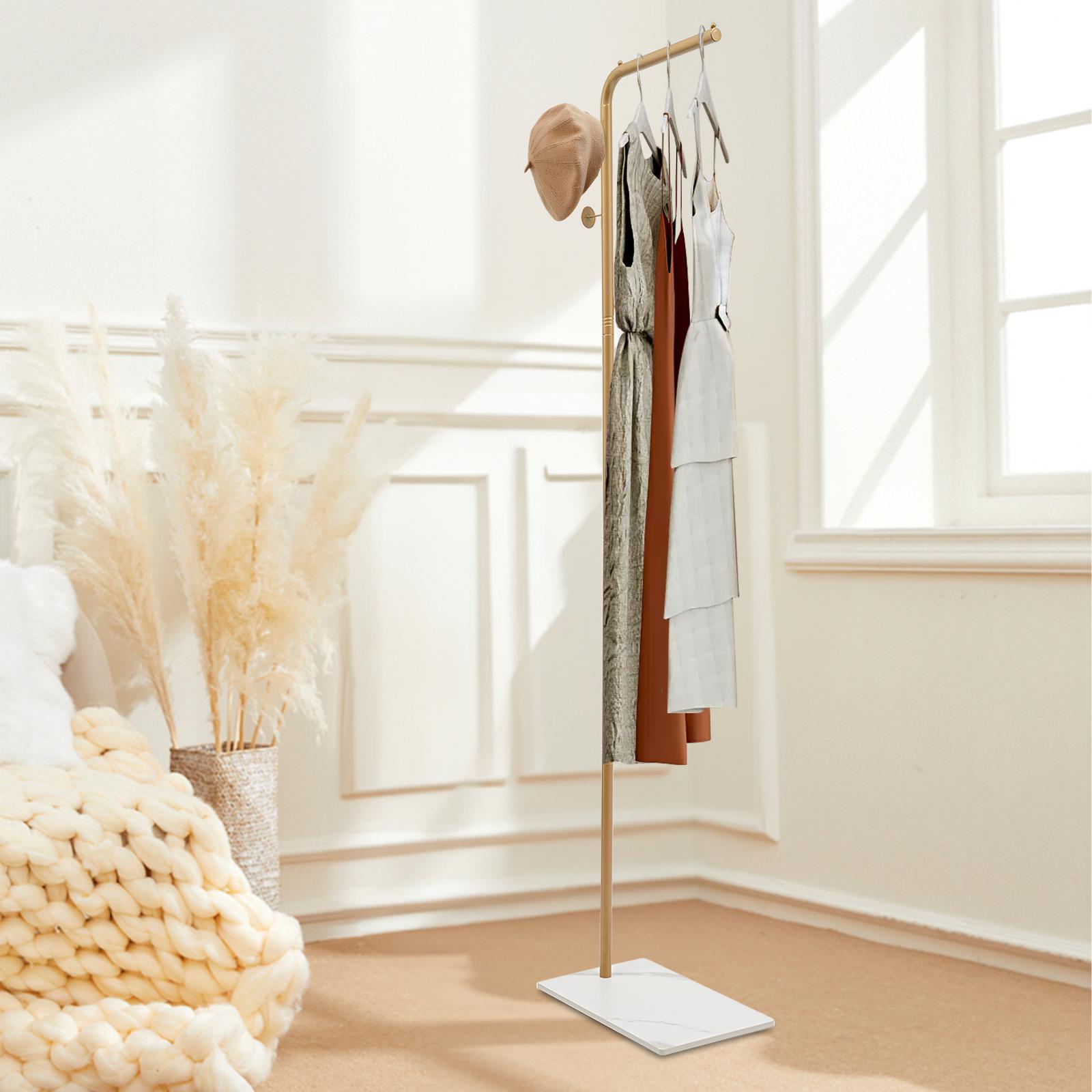 

Standing Coat Rack with 3 Hooks, Modern Gold Finish for Entryway & Bedroom, Sturdy Metal Construction Holds Up to 35kg/77lbs золотий