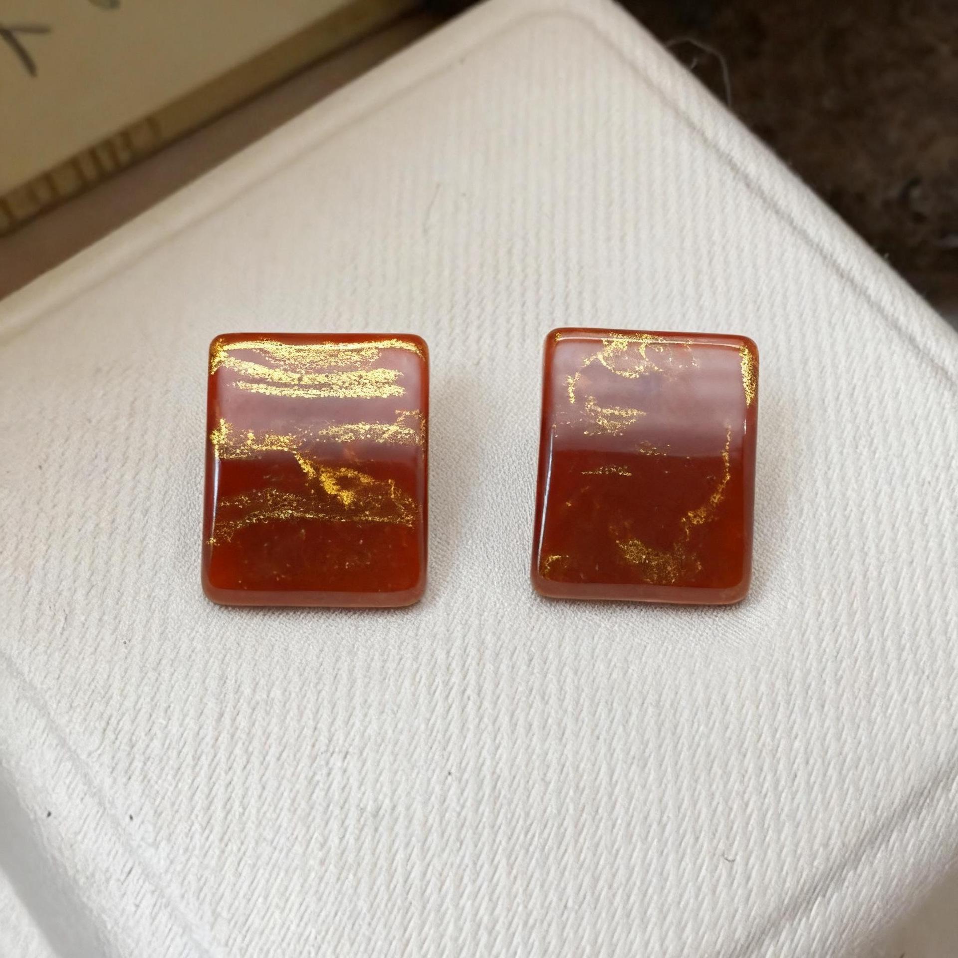 

Серьги-квадраты из мраморной смолы Серебряная игла : Европейская легкая роскошь, высококлассные гвоздики янтарного цвета Майяр для женщин коричневый