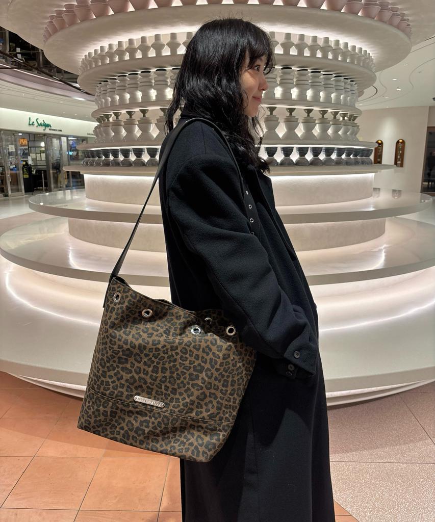 Loveravelive Leopard Two-Way Bag (Brown)