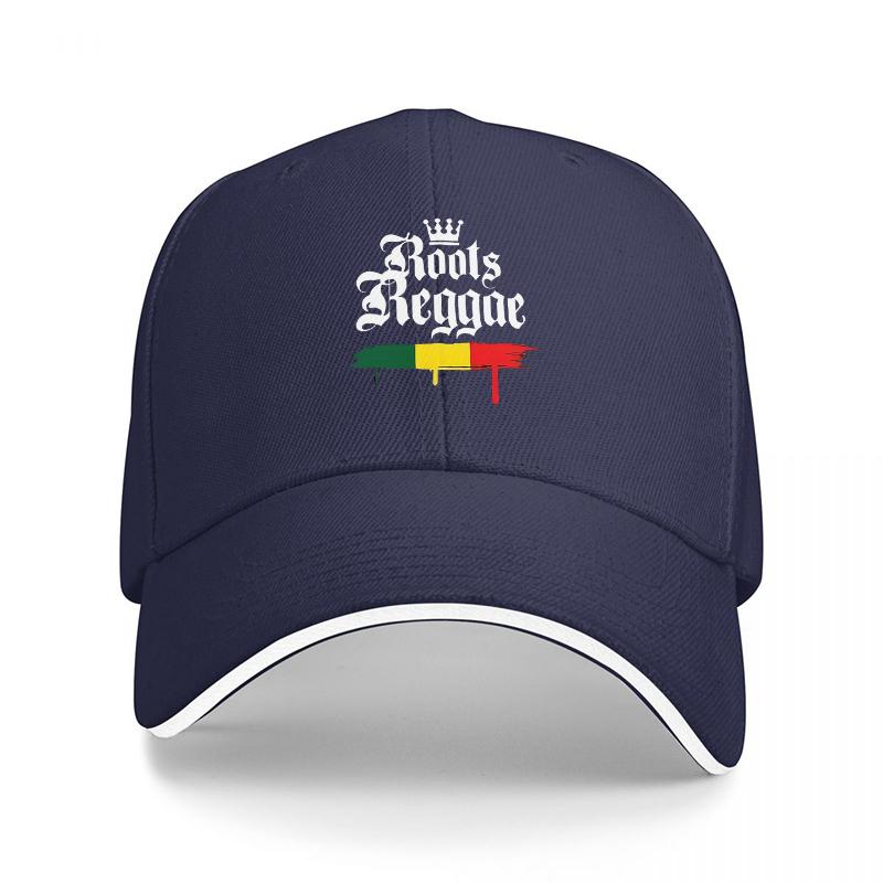 Roots Reggae Krone Logo Schwarze Baseballkappe mit Rasta-Farben Stickdesign für Musikfans und Liebhaber des kulturellen Stils
