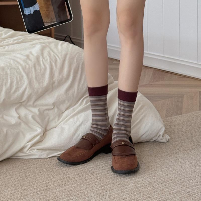 Autumn and Winter Color-blocked Striped Retro Pile Socks, Personalized and Trendy School-style Socks, Pure Cotton Socks for Women