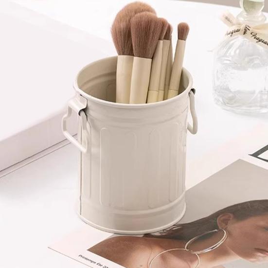 Pen Holder Compact Size Desk Tidy Organizer Iron Material Multi-Use Makeup Brush Tool Decorative Desktop Accessory