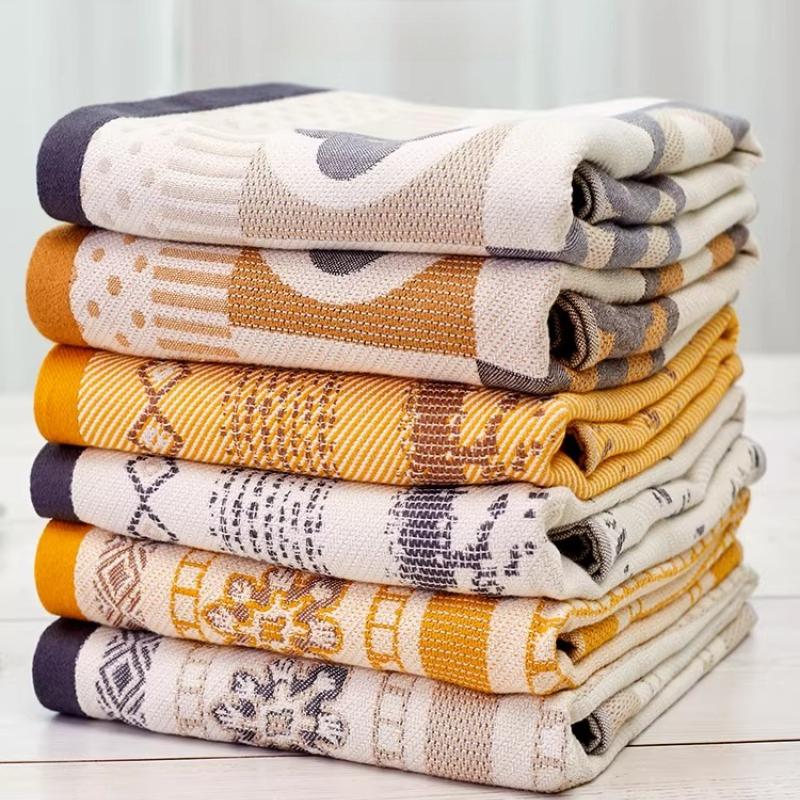 70 X 140cm Jacquard Pattern Breathable Gauze Bath Towel, 100% Cotton Four Layer Gauze Breathable Towel ,Soft Absorbent Large Bath Towel for Home, 1pc