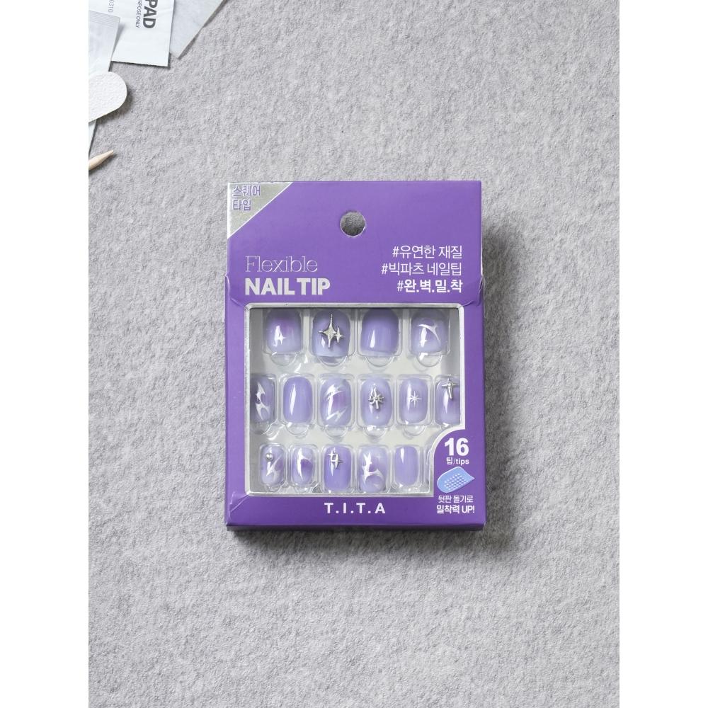 

Квадратные типсы для ногтей Daiso 1