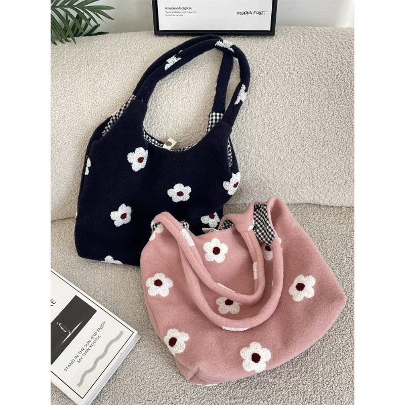 New Embroidered Flower Sweet Girly Underarm Bag Tote Bag Autumn and Winter Furry Shoulder Bag