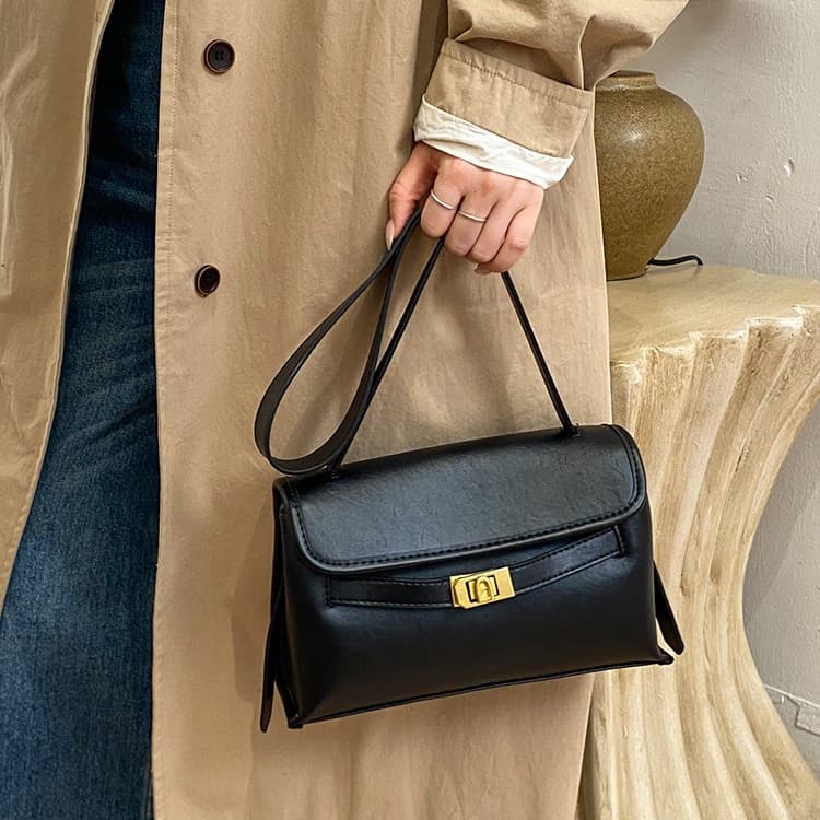 Metal Lock Underarm Bag Women's One-shoulder Crossbody Bag