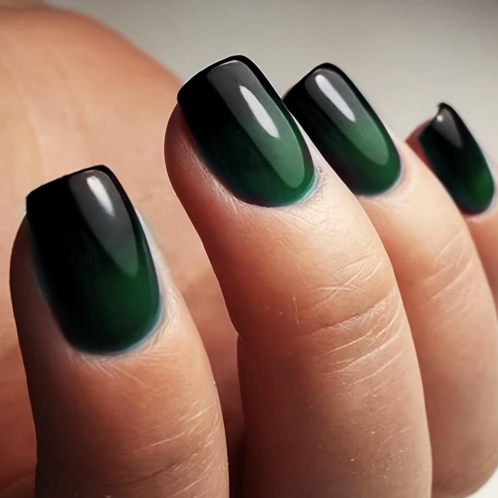 24 Stück Unifarbene Weinrot-Design Falsche Nägel Kurz Quadratisch Press-On Falsche Nägel Einfach Abnehmbar Fertige Vollabdeckung Nagelspitzen