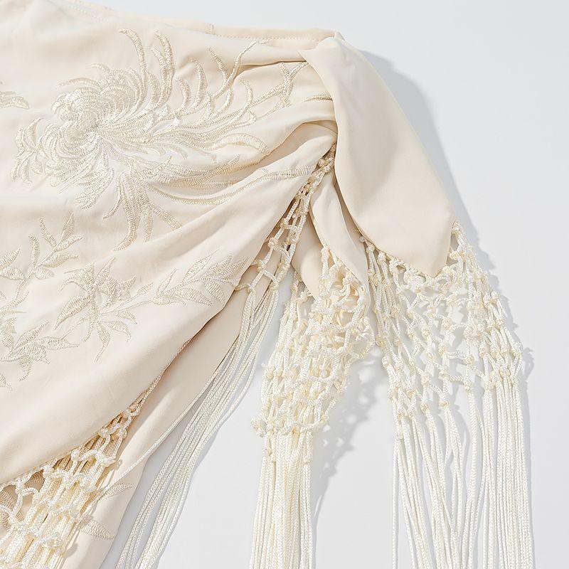 Kaslead New Women clothes Western Style Fashion Slim fit Slimming Lace Embroidery Skirt