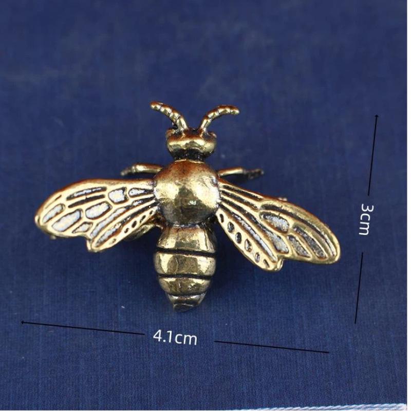 Brass Mini Insect Figurines Retro Antique Finish Exquisite Carved Small Decor for Home Shelf Art Collection Birthday Gift Choice
