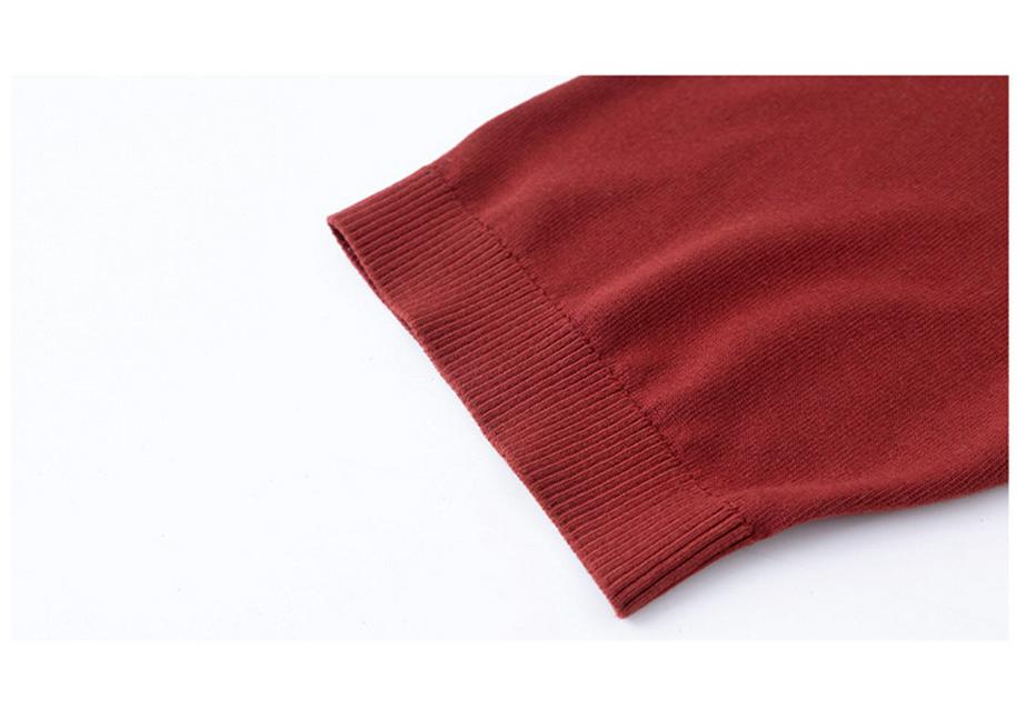 Spring-Summer V-neck Ice Silk Knit Top for Middle-aged & Elderly Women - Stylish & Comfortable Short Sleeve Pullover