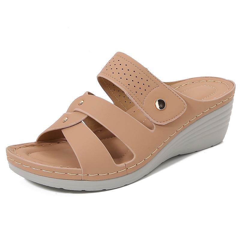 Silver Comfortable Spring and Summer New Fashion Casual Slope Heel Beach Wear Sandals Women's Shoes