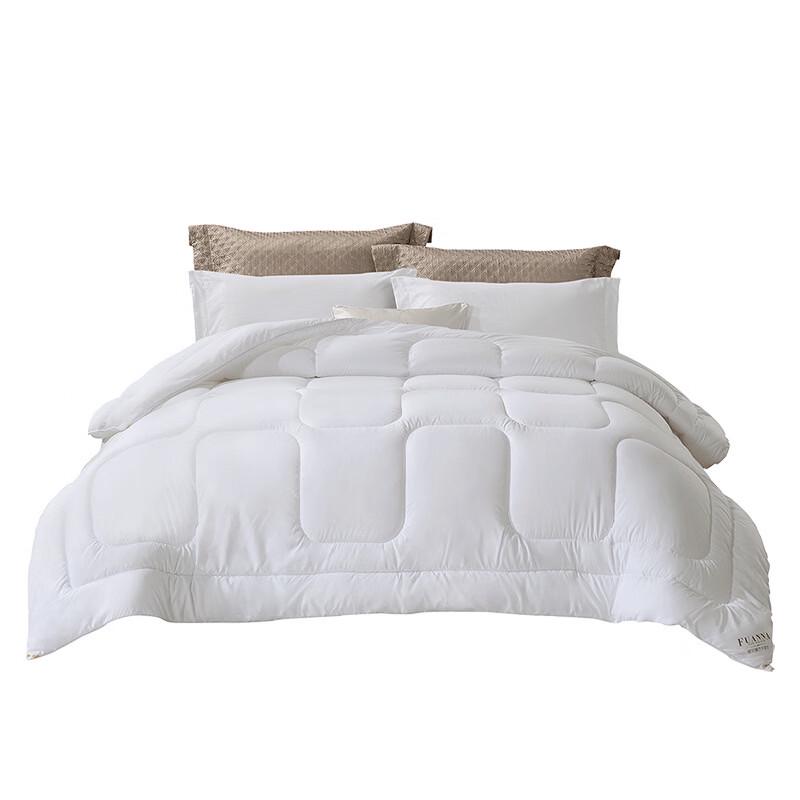 FUANNA Brushed Seven-Hole Fiber Quilt