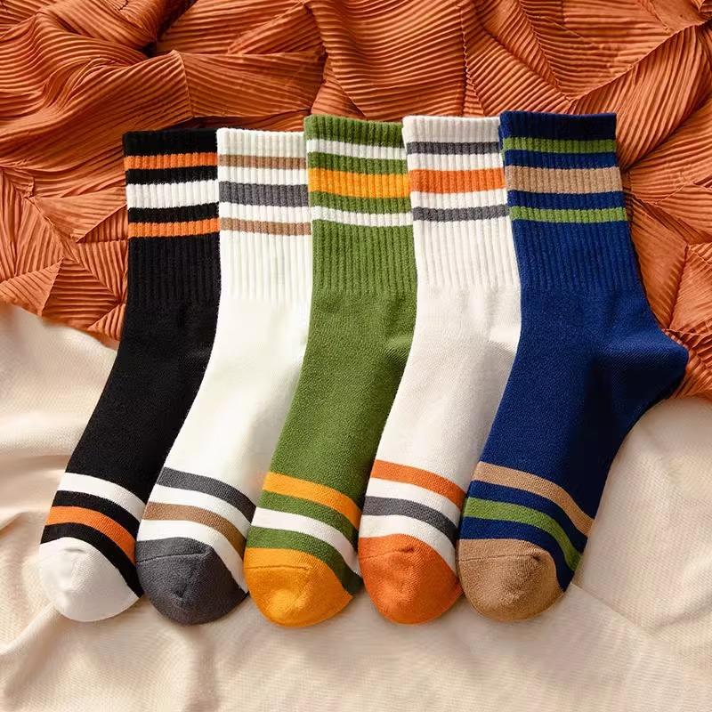 Colorful Striped Middle Tube Cotton Socks Anti Slip Outdoor Sweat Absorption Mens Cotton Socks Harajuku Sport Casual Men Socks