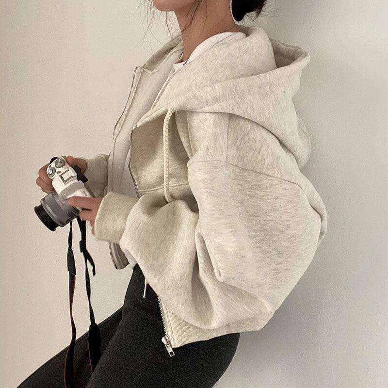 Women's Loose Fit Zip-Up Hooded Sweatshirt - Solid Color, Autumn/Winter 2025 Collection, Available in 6 Colors.