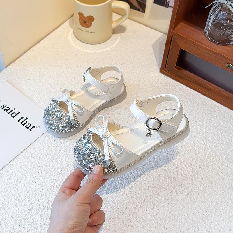 Girls Sandals 2025 Summer New Children's Princess Shoes Girls Bag Head Crystal Shoes Soft Sole Baby Girl Beach Shoes