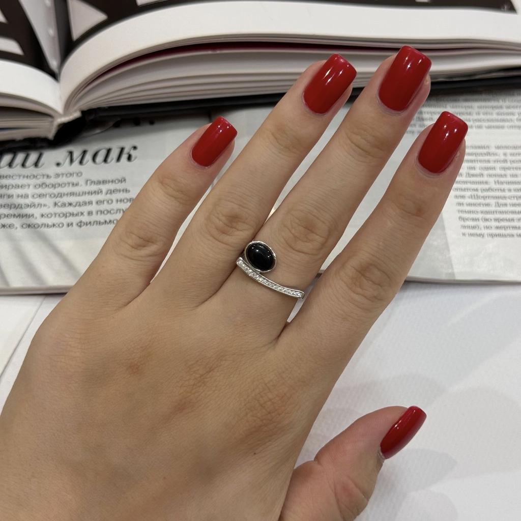Silver Ring with Natural Onyx, Cubic Zirconia, Product Weight 2.84 G (60002094)