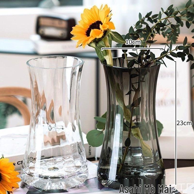 Light Luxury Nordic Glass Vase for Hydroponic Lily Flower Arrangement