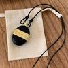 Adjustable Length Wine Flask Shape Pendant Necklace Wood Texture Chain Jewelry Suitable for Fashion Women Lover Present
