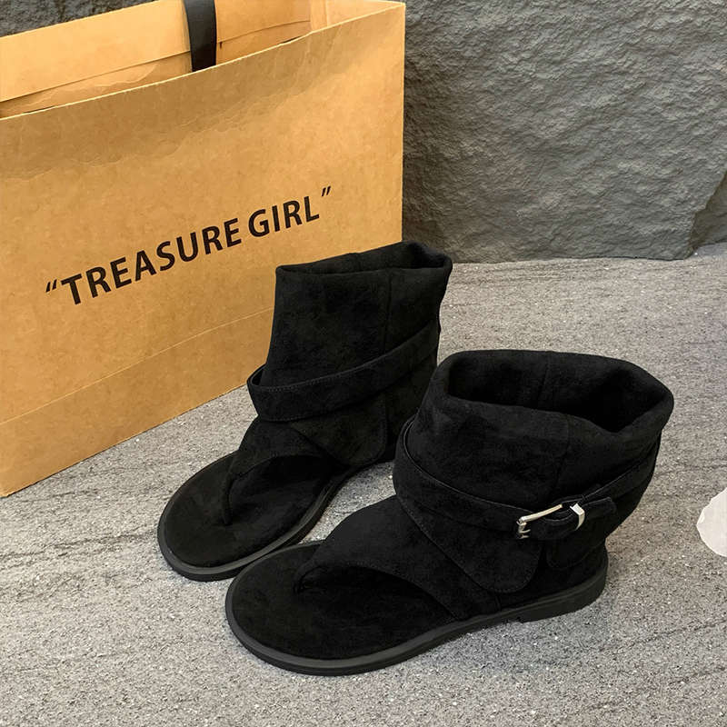 

French toe sandals women s summer 2025 new flat-bottomed cool boots sleeve trousers short boots flat flip-flops 35 чёрный